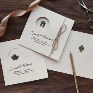 Thiệp giấy Saint Andrews phong cách Vintage