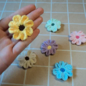 Kẹp tóc hoa len handmade